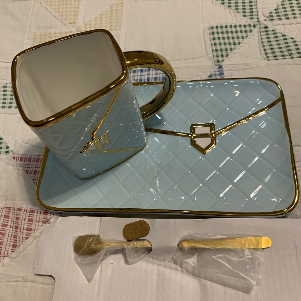 NIB Blue Handbag Designed Ceramic Handbag, plate & spoon
